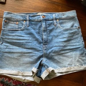 High Rise Madewell Jean Shorts - Size 32